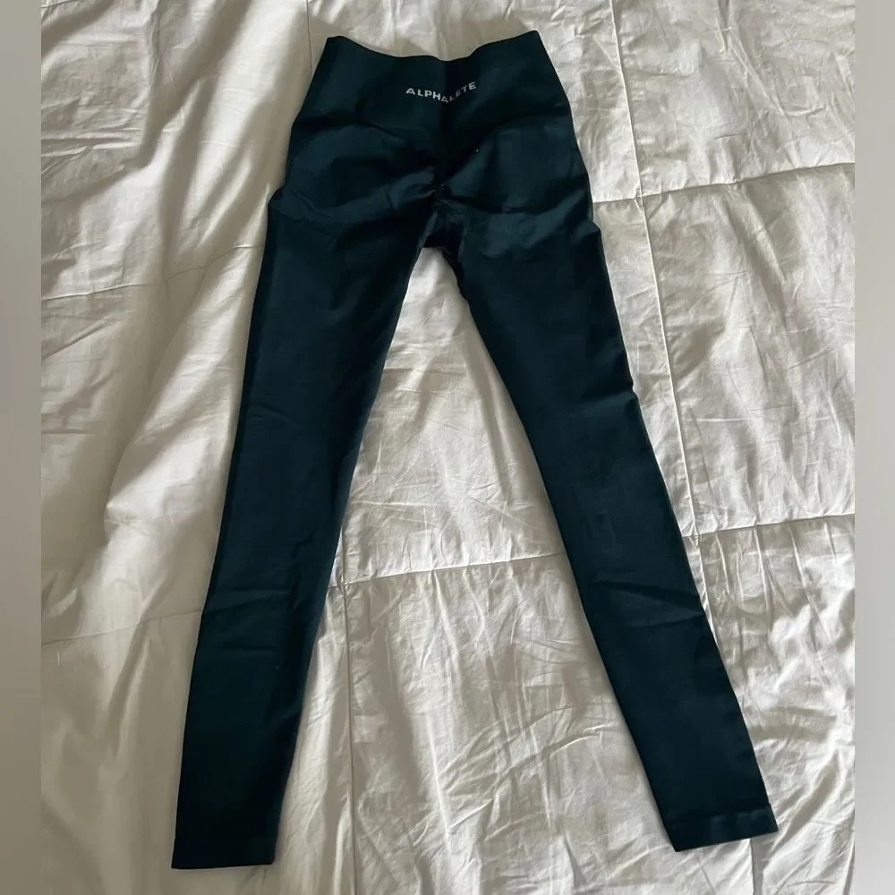 Amplify Legging - Midnight Quantity: 1 XS - Picture 10 of 12